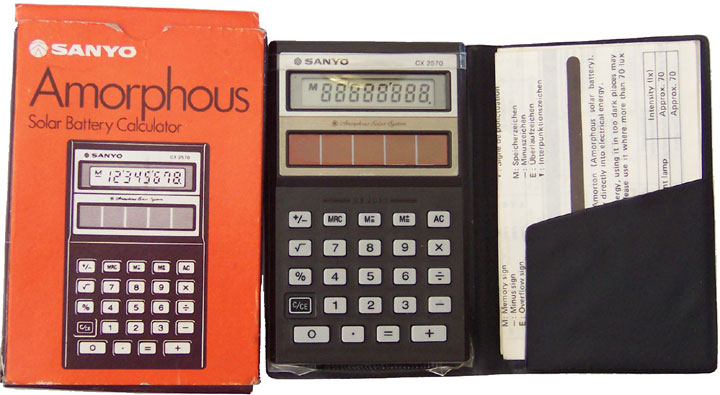 [Sanyo CX 2570 Amorphous Solar Calculator with box and case]