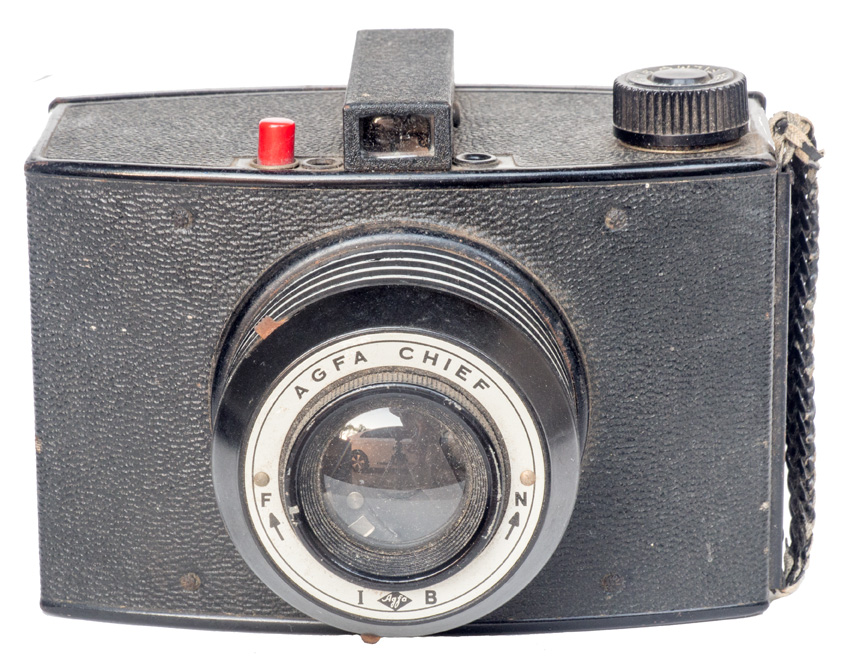 Polaroid 600 (round top) -  - The free camera encyclopedia