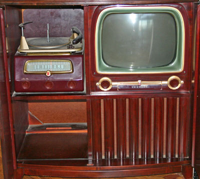 [Crosley Model 11-444MU Television with Radio and Photograph]